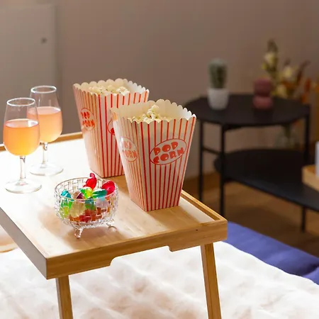 Movie Prestige - Elegant - Moderne - Netflix Avec Videoprojecteur - Stationnement Facile Appartement Laigneville