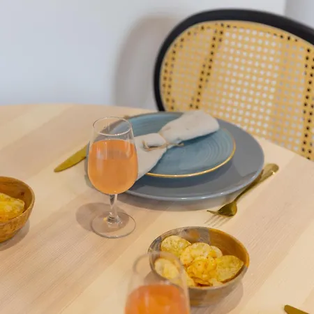 Movie Prestige - Elegant - Moderne - Netflix Avec Videoprojecteur - Stationnement Facile Appartement Laigneville